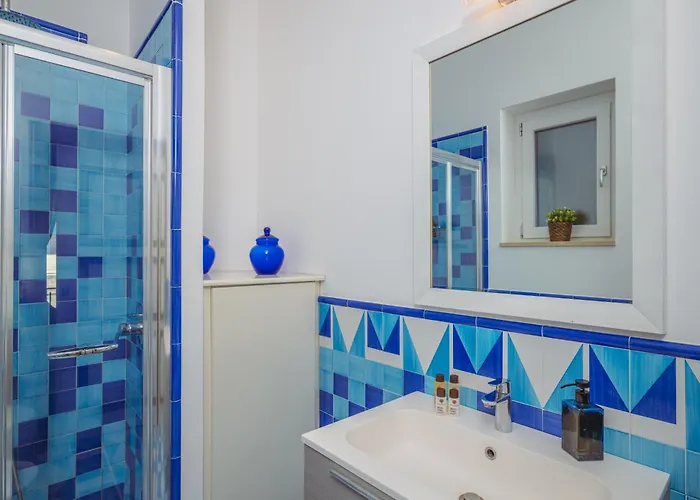 Posea Collection - La