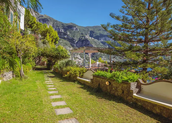 Villa Posea Collection - La *