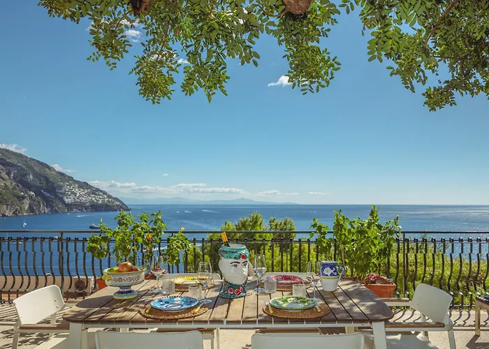 Villa Posea Collection - La *